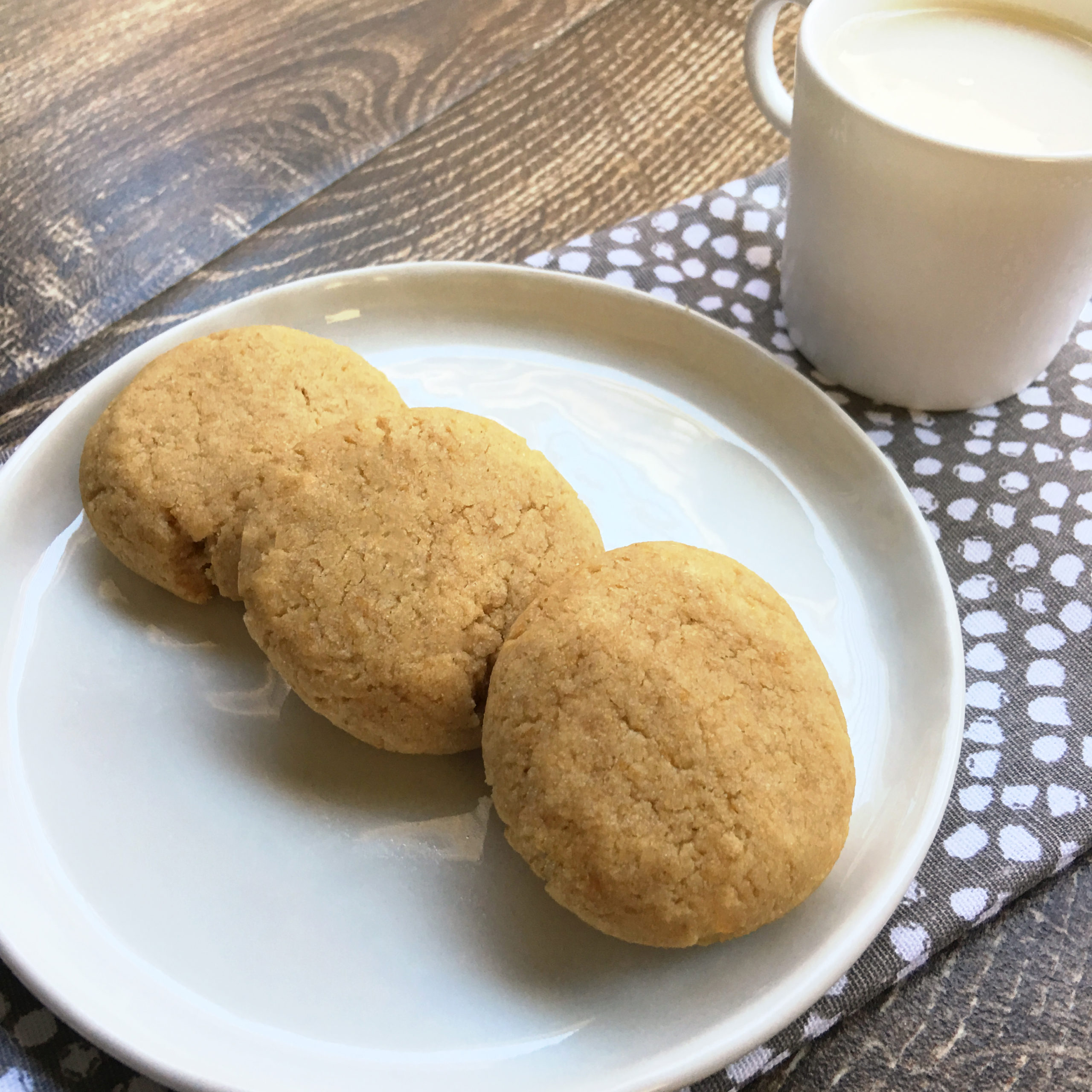 Corn Free Maple Cookies by The Allergy Chef